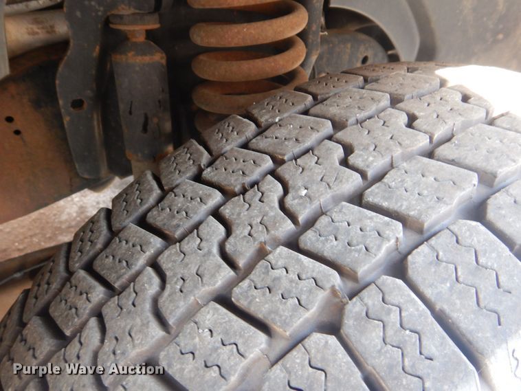 image for item DI2254 2008 Ford F350 Super Duty utility bed pickup truck