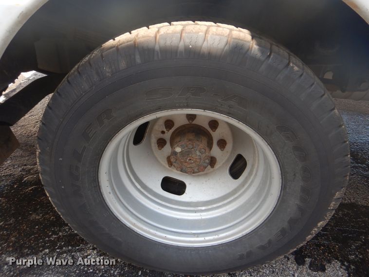 image for item DI2254 2008 Ford F350 Super Duty utility bed pickup truck