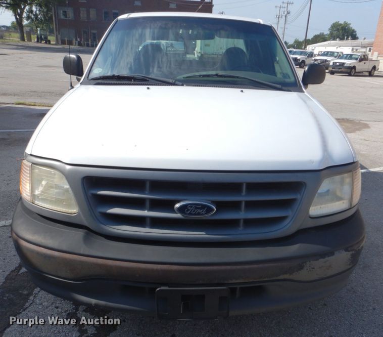 image for item DI2255 2001 Ford F150 SuperCab pickup truck