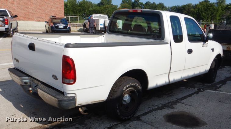 image for item DI2255 2001 Ford F150 SuperCab pickup truck