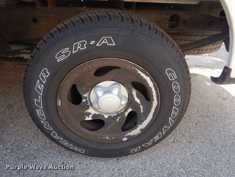 image for item DI2255 2001 Ford F150 SuperCab pickup truck