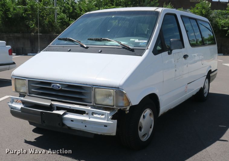 image for item EA9330 1995 Ford Aerostar XLT van