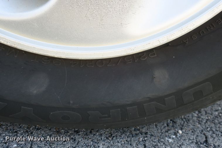 image for item EA9330 1995 Ford Aerostar XLT van