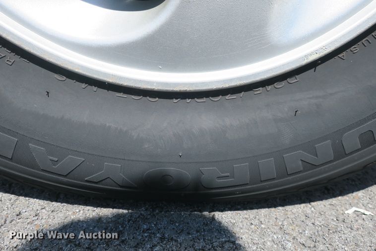 image for item EA9330 1995 Ford Aerostar XLT van