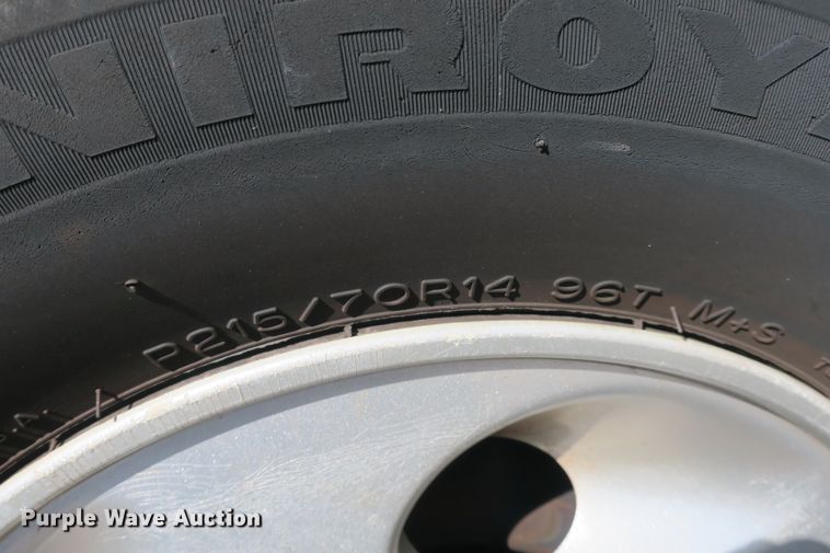 image for item EA9330 1995 Ford Aerostar XLT van