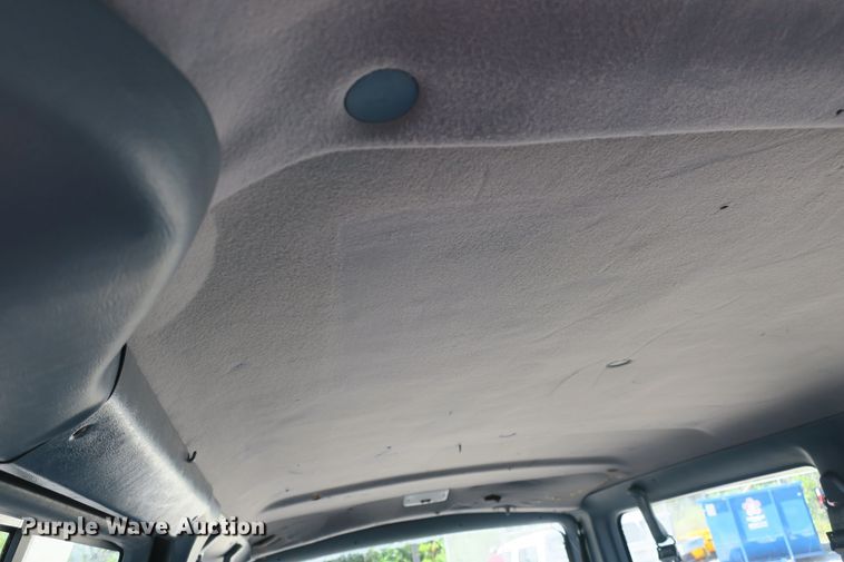 image for item EA9330 1995 Ford Aerostar XLT van