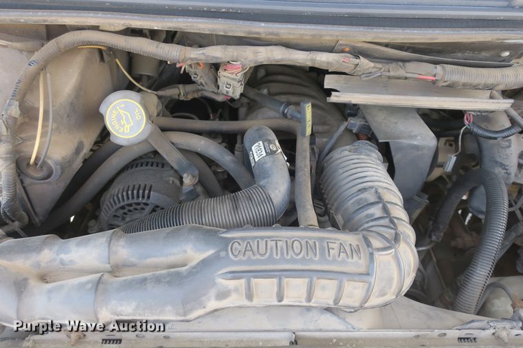 image for item EA9330 1995 Ford Aerostar XLT van