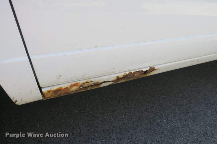 image for item EA9330 1995 Ford Aerostar XLT van