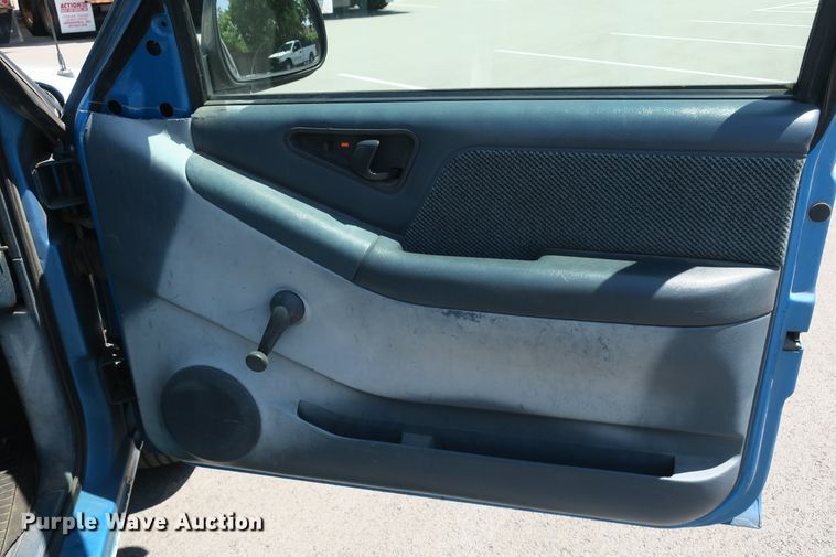 image for item EA9331 1994 Chevrolet S10 pickup truck