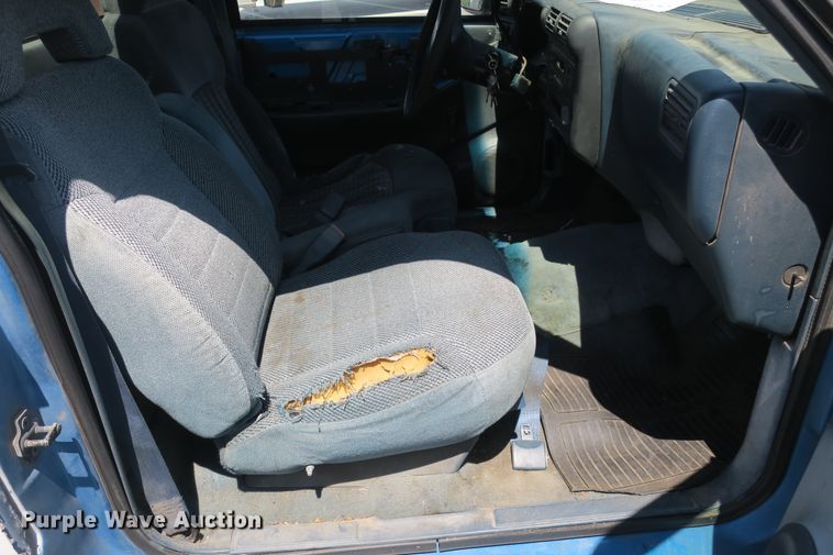 image for item EA9331 1994 Chevrolet S10 pickup truck