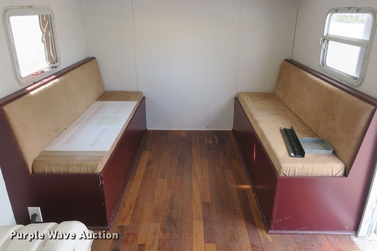 image for item EA9358 Starcraft camper