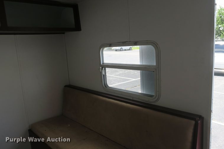 image for item EA9358 Starcraft camper