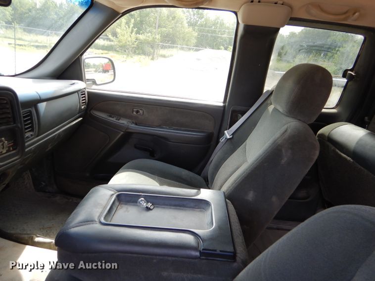 image for item ED9474 2003 Chevrolet Silverado 1500 Ext. Cab pickup truck