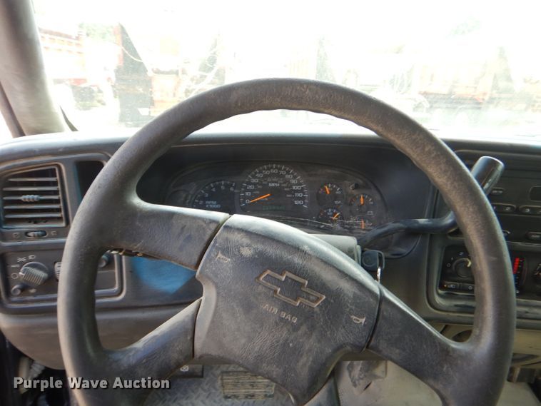 image for item ED9474 2003 Chevrolet Silverado 1500 Ext. Cab pickup truck