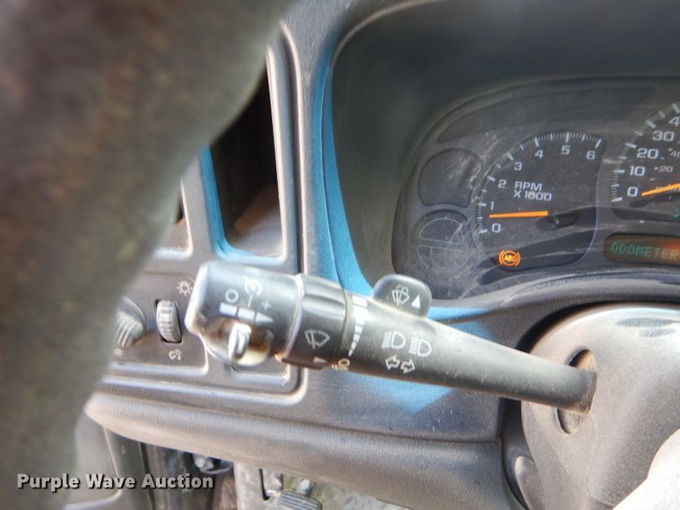 image for item ED9474 2003 Chevrolet Silverado 1500 Ext. Cab pickup truck