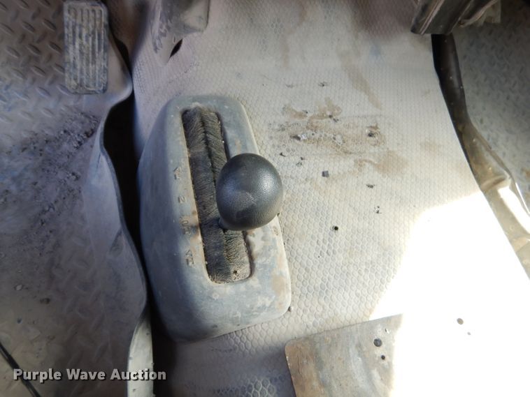 image for item ED9474 2003 Chevrolet Silverado 1500 Ext. Cab pickup truck