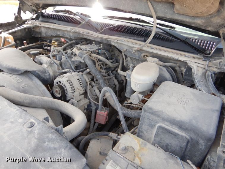 image for item ED9474 2003 Chevrolet Silverado 1500 Ext. Cab pickup truck