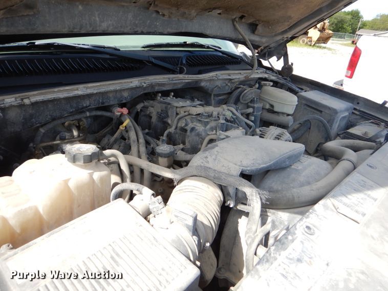 image for item ED9474 2003 Chevrolet Silverado 1500 Ext. Cab pickup truck