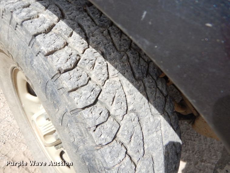 image for item ED9474 2003 Chevrolet Silverado 1500 Ext. Cab pickup truck