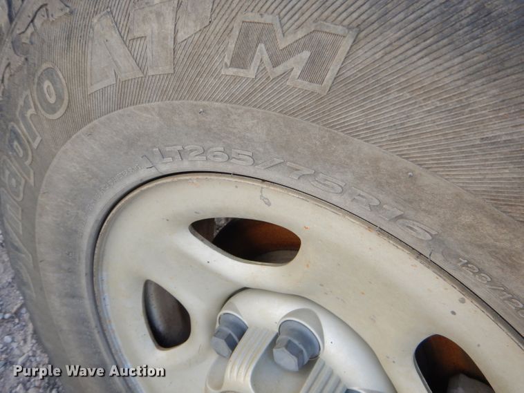 image for item ED9474 2003 Chevrolet Silverado 1500 Ext. Cab pickup truck