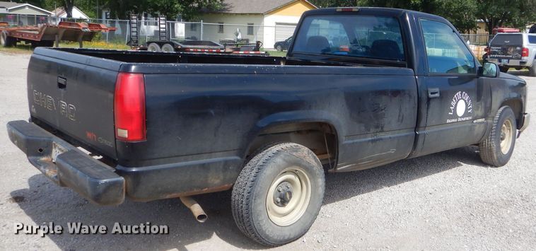 image for item ED9475 1997 Chevrolet C1500 pickup truck