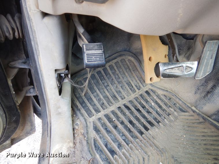 image for item ED9475 1997 Chevrolet C1500 pickup truck