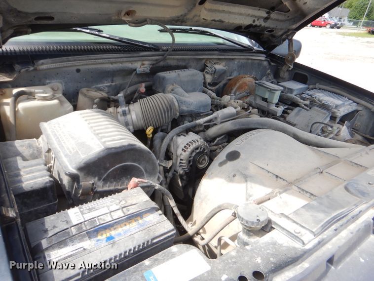 image for item ED9475 1997 Chevrolet C1500 pickup truck