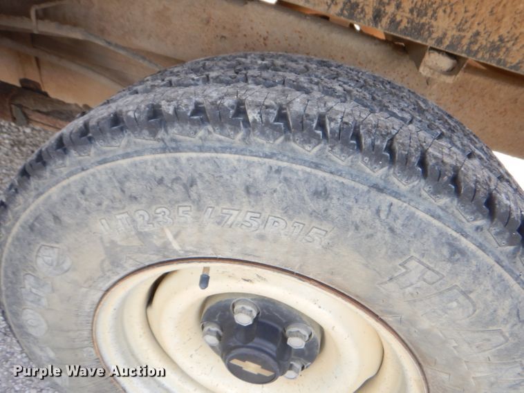 image for item ED9475 1997 Chevrolet C1500 pickup truck