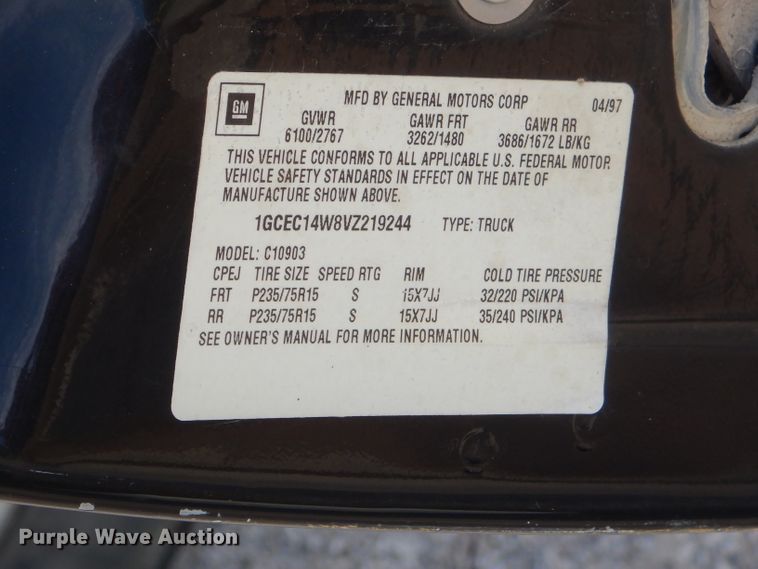 image for item ED9475 1997 Chevrolet C1500 pickup truck