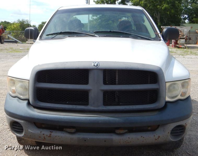 image for item ED9476 2005 Dodge Ram 1500 Quad Cab pickup truck