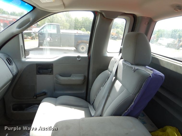 image for item ED9477 2005 Ford F150 pickup truck