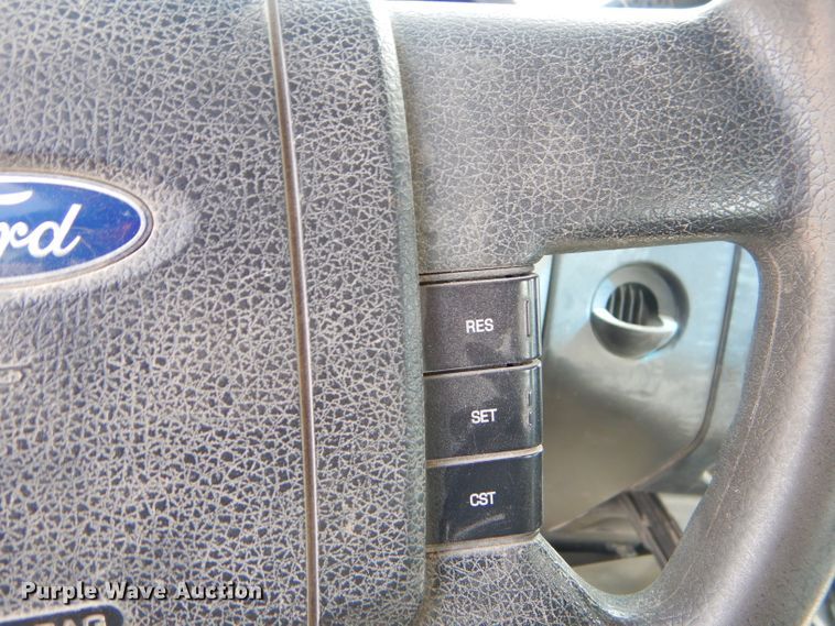 image for item ED9477 2005 Ford F150 pickup truck