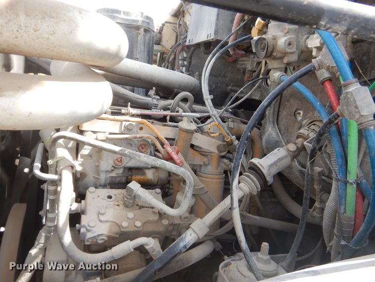 image for item ED9478 1994 GMC TopKick C6500 bucket truck