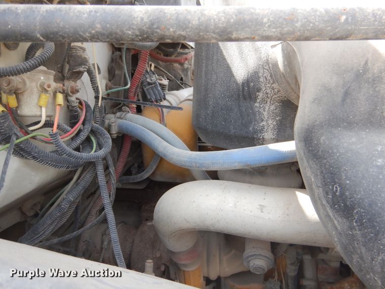 image for item ED9478 1994 GMC TopKick C6500 bucket truck