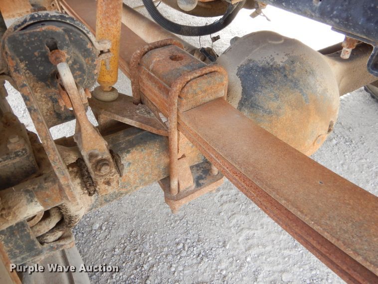 image for item ED9478 1994 GMC TopKick C6500 bucket truck