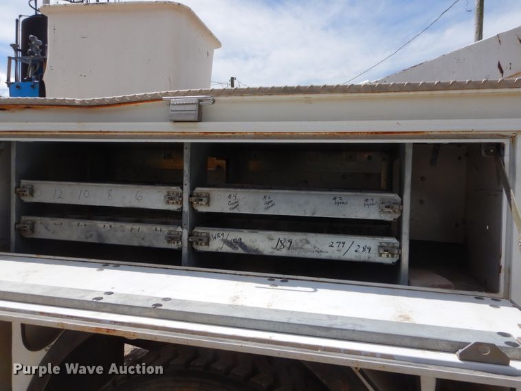 image for item ED9478 1994 GMC TopKick C6500 bucket truck