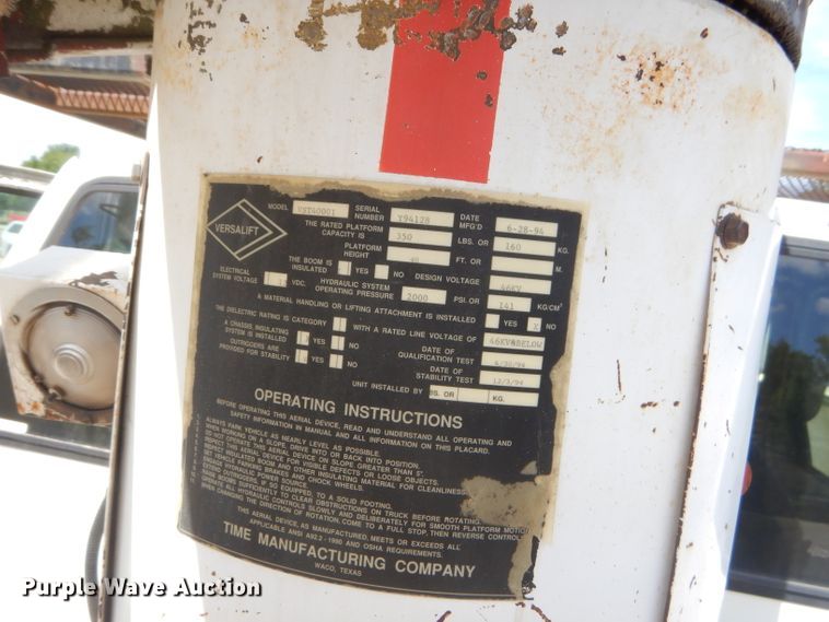 image for item ED9478 1994 GMC TopKick C6500 bucket truck