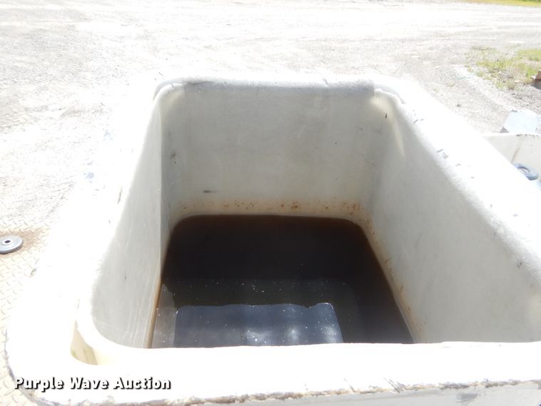 image for item ED9478 1994 GMC TopKick C6500 bucket truck