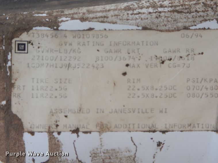 image for item ED9478 1994 GMC TopKick C6500 bucket truck