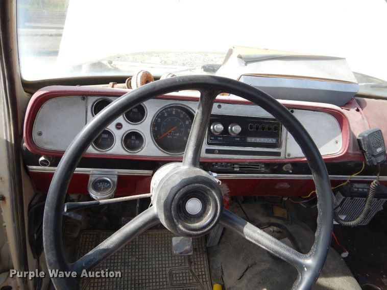 image for item ED9480 1980 Dodge Custom 300 cab