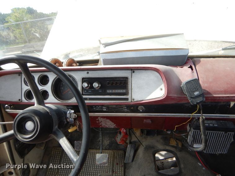 image for item ED9480 1980 Dodge Custom 300 cab