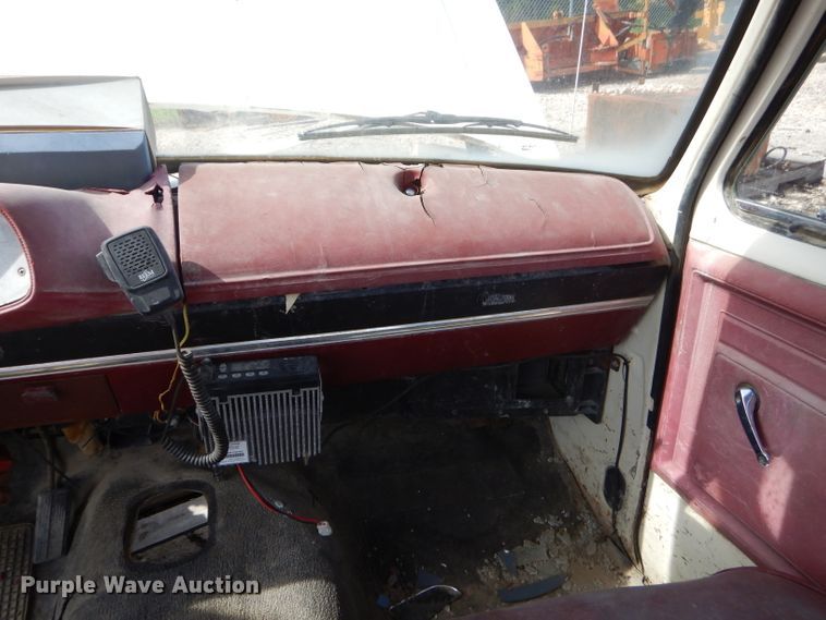 image for item ED9480 1980 Dodge Custom 300 cab