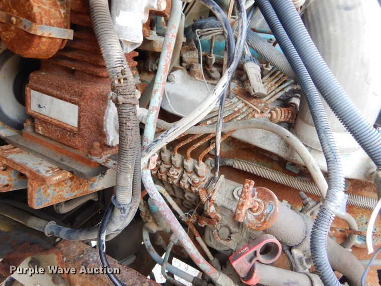 image for item ED9481 1993 International 4900 front end