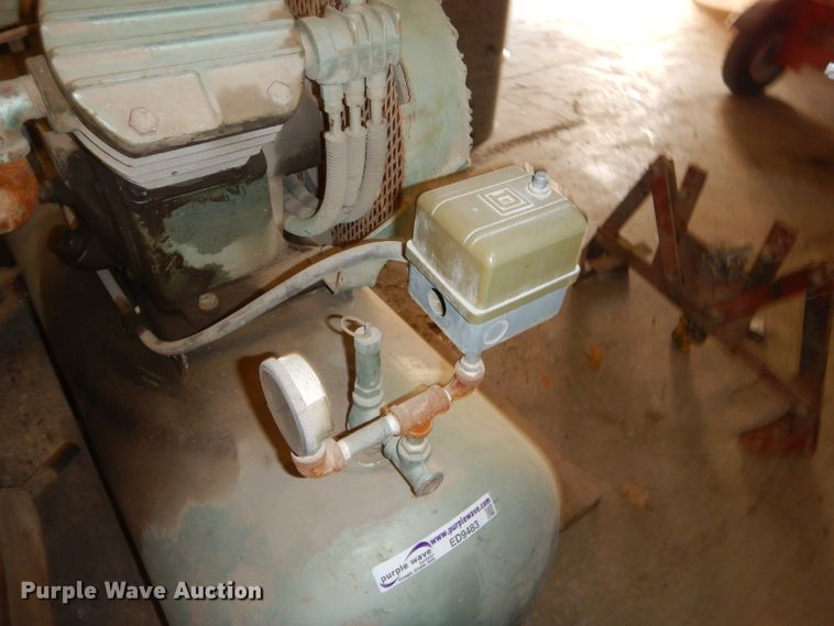 image for item ED9483 Air compressor