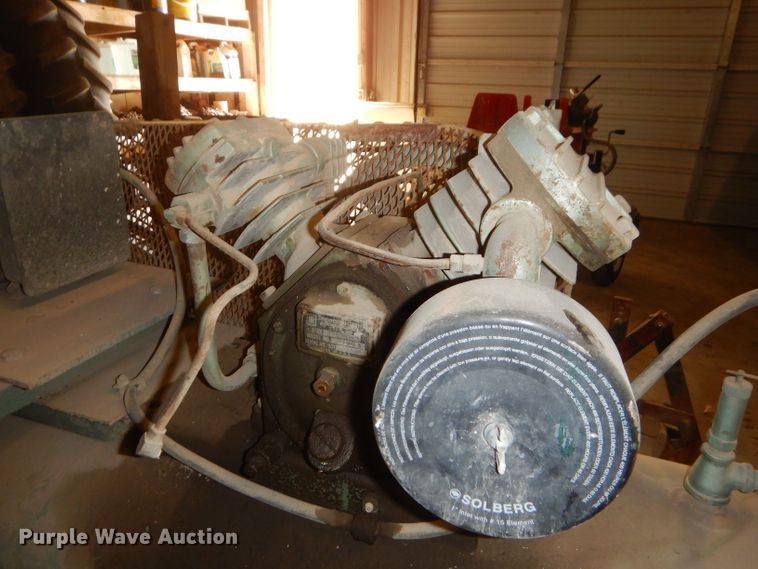 image for item ED9483 Air compressor