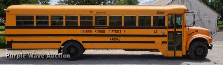 image for item ED9494 2000 International 3800 Thomas school bus