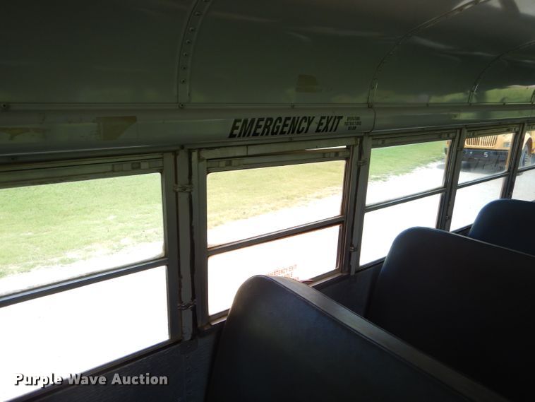 image for item ED9494 2000 International 3800 Thomas school bus