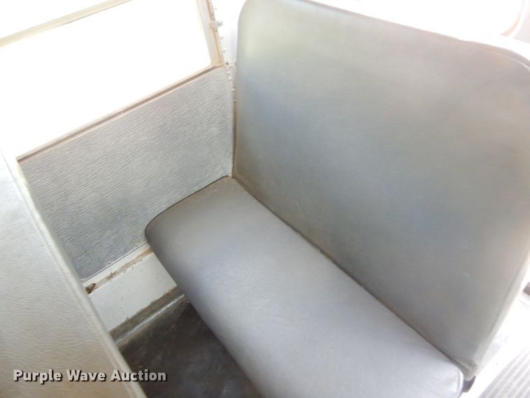 image for item ED9494 2000 International 3800 Thomas school bus