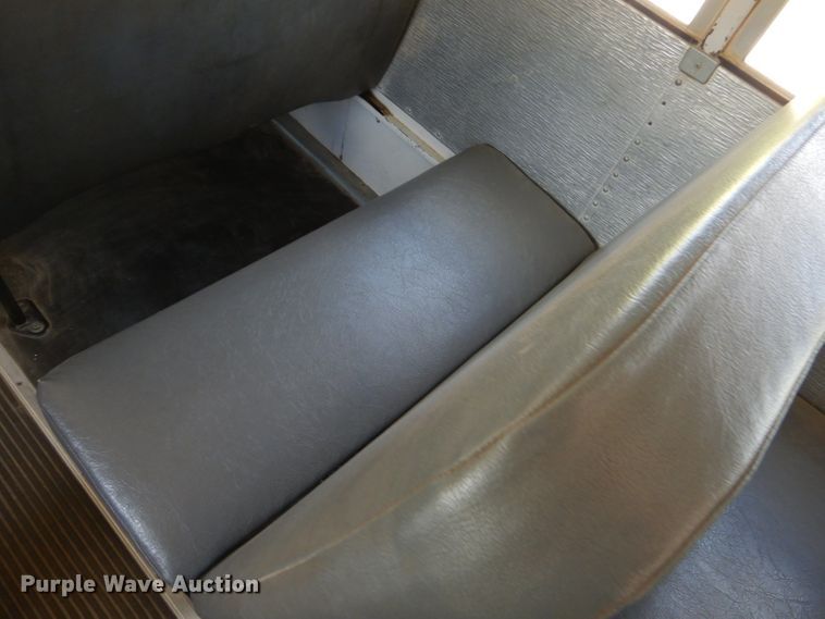 image for item ED9494 2000 International 3800 Thomas school bus