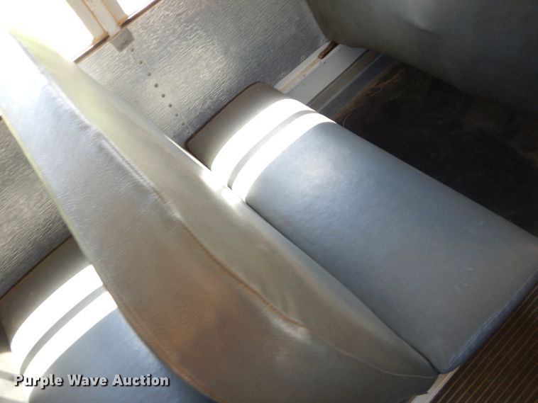 image for item ED9494 2000 International 3800 Thomas school bus